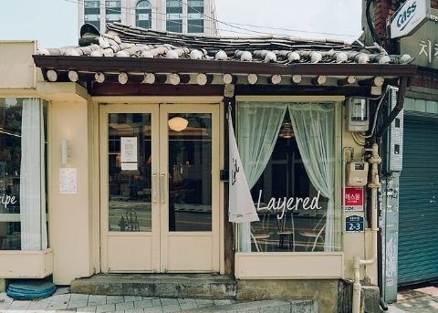 Cafe Layered (Станция Ангук)