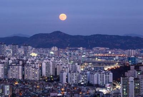 Ночной вид с горы Мэбонсан (Night Views at Maebongsan Mountain)